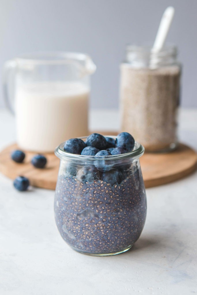 Smoothie cu afine și semințe de chia