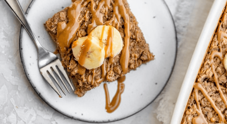 Rețetă fulgi de ovăz la cuptor cu banane