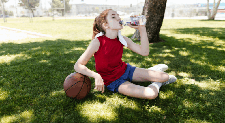 Câtă apă ar trebui să bei în fiecare zi?